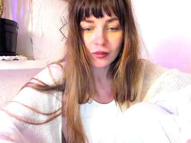 Sonya-mo's BongaCams show and profile