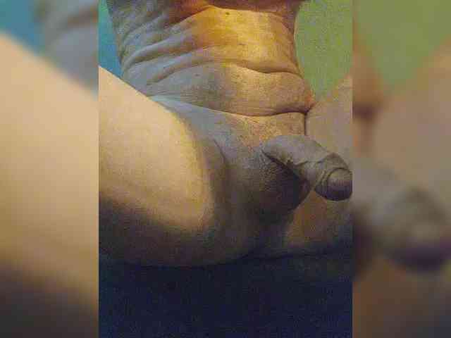 dikck111 Live Webcam on BongaCams