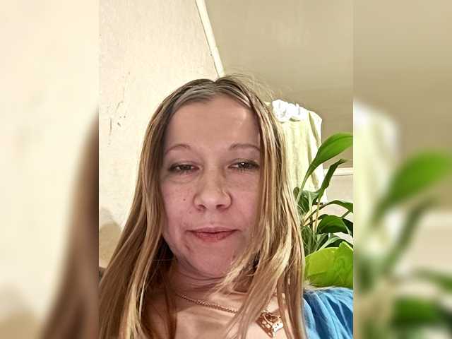 Misslyolika's BongaCams show and profile