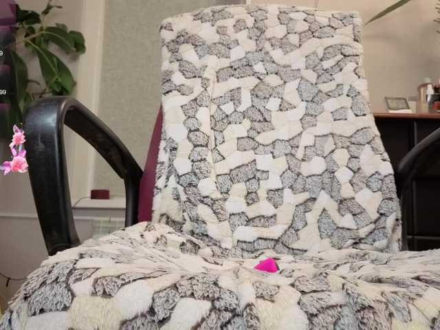 Misslyolika's BongaCams show and profile