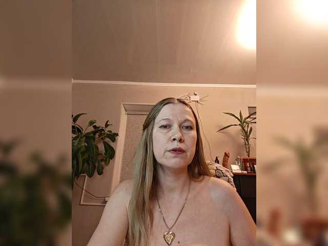 Misslyolika's BongaCams show and profile