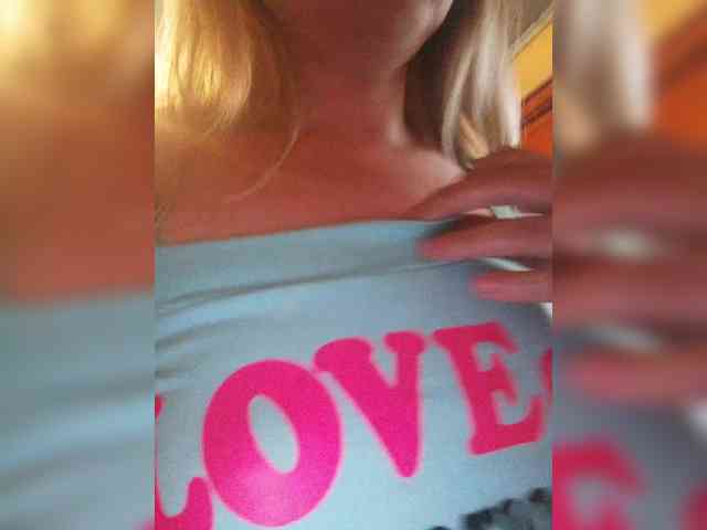 Misslyolika Live Webcam on BongaCams