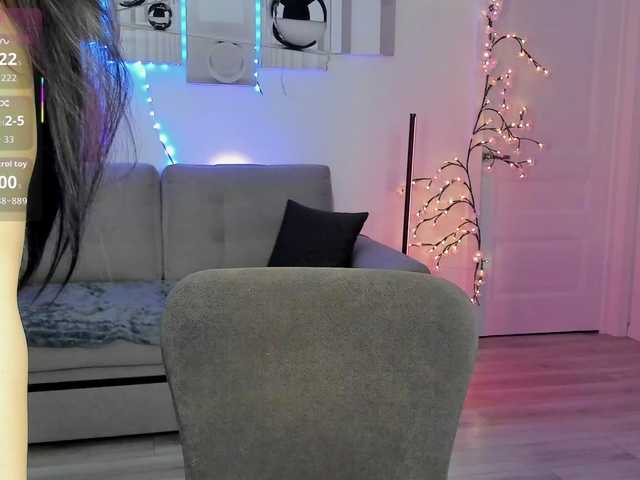 Swarowskaya from BongaCams