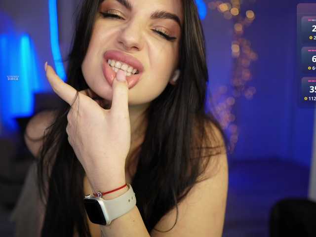 swarowskaya live sex show