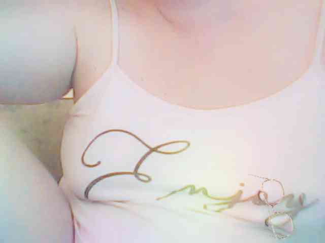 XTaylaX webcam