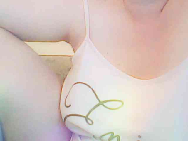XTaylaX webcam