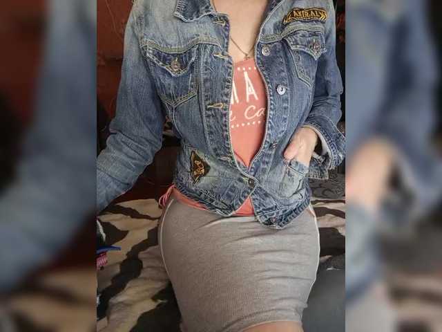 sexynaturalka cam belle