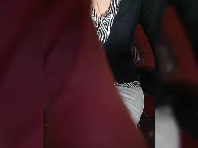 SexyNaturalka's BongaCams show and profile