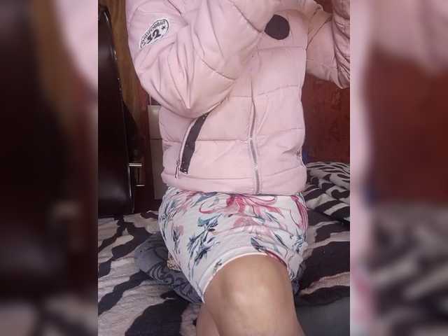 sexynaturalka cam belle