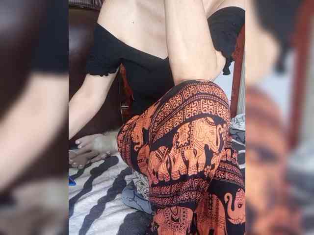 557_SexyNaturalka667 webcam