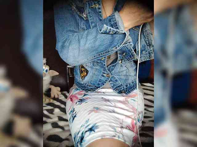 259_Senses_266 webcam