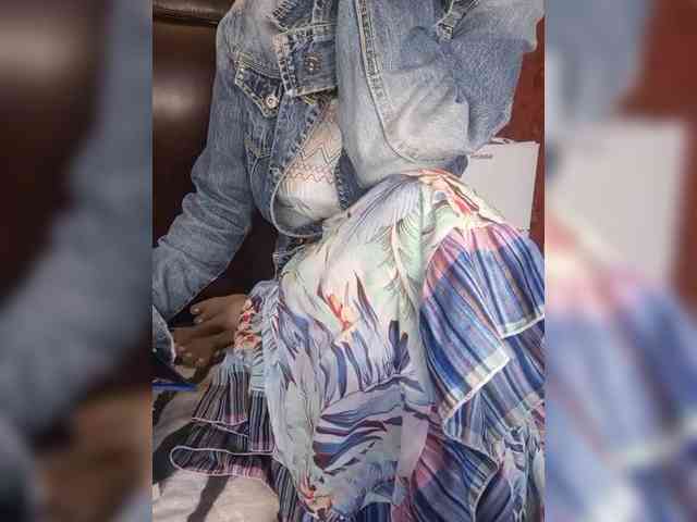 557_SexyNaturalka667 webcam