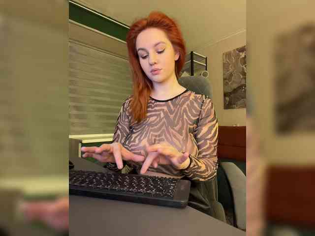 1_Aariella_1 webcam