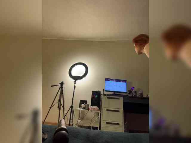videochat room Aariella