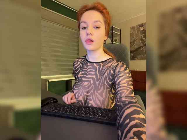 nude amateur webcam Aariella