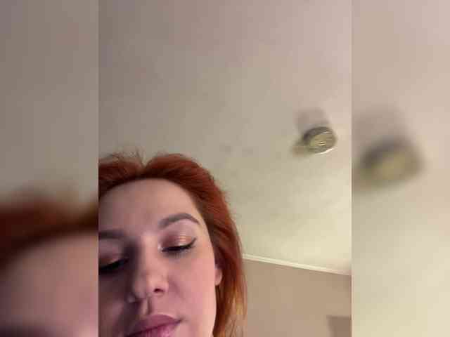 naked livechat Aariella