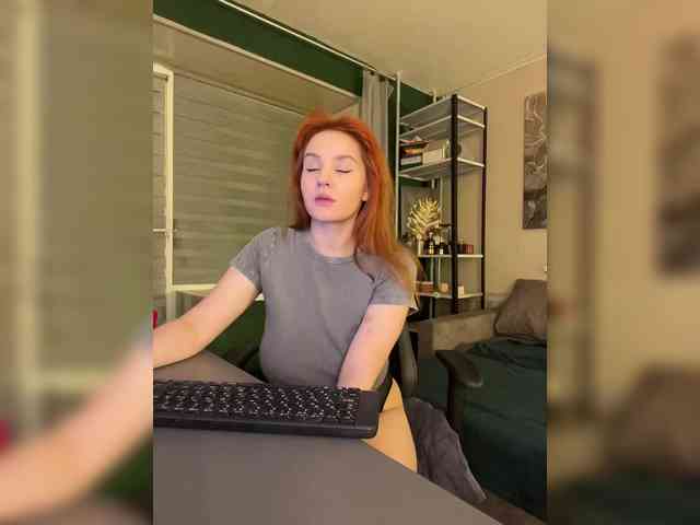 1_Aariella_1 webcam