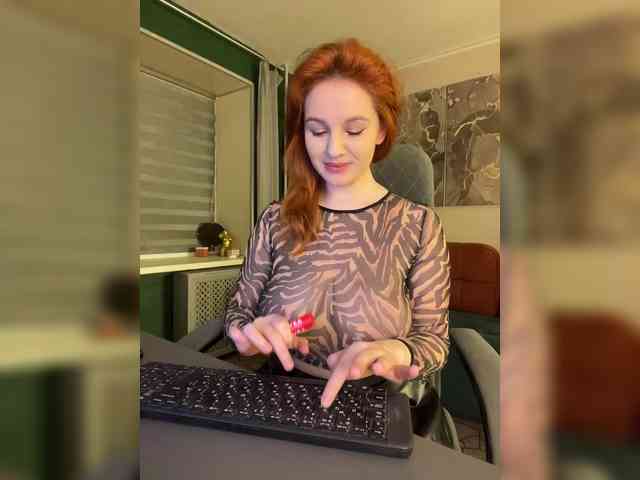1_Aariella_1 webcam