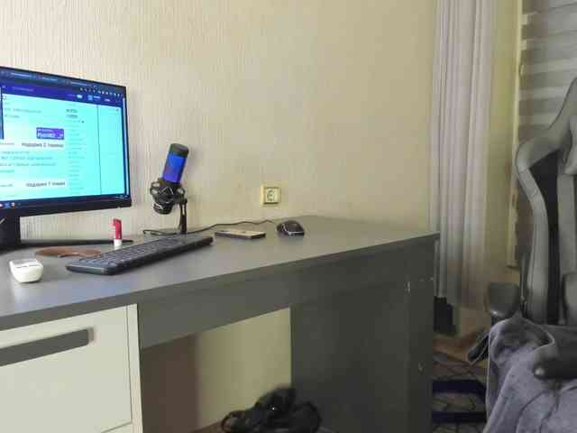 1_Aariella_1 webcam