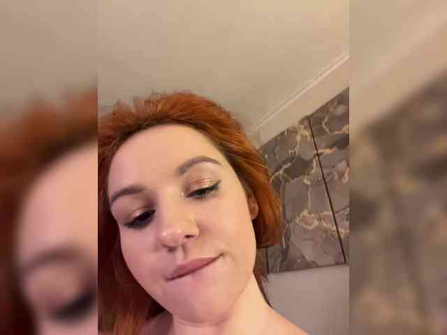 Aariella's webcam live show