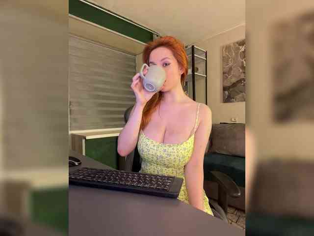 1_Aariella_1 webcam