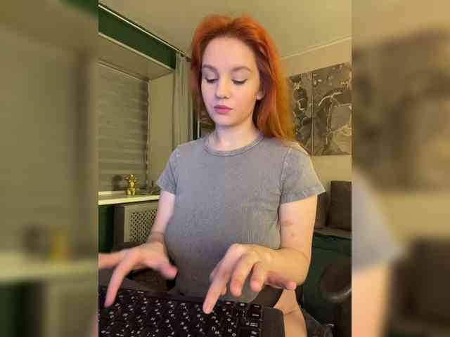 1_Aariella_1 webcam