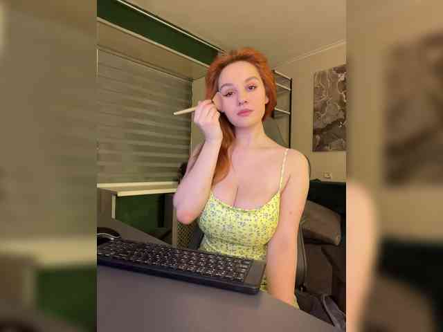 1_Aariella_1 webcam