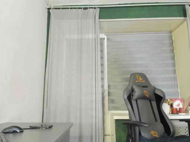 1_Aariella_1 webcam