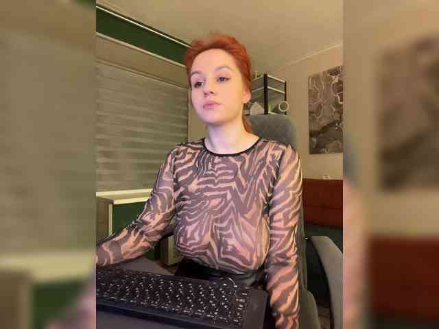 1_Aariella_1 webcam