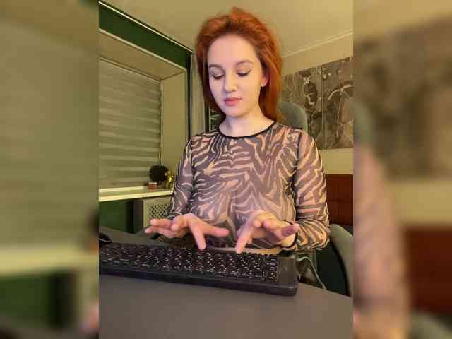 1_Aariella_1 webcam