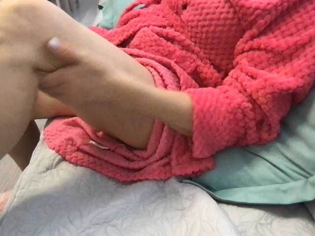 mmiissiiss1's BongaCams show and profile