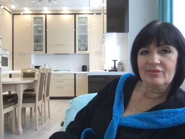 mmiissiiss1's BongaCams show and profile