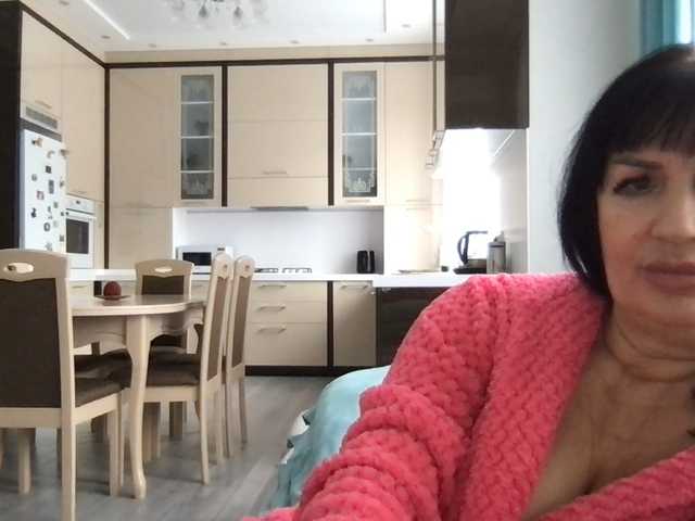 mmiissiiss1's BongaCams show and profile