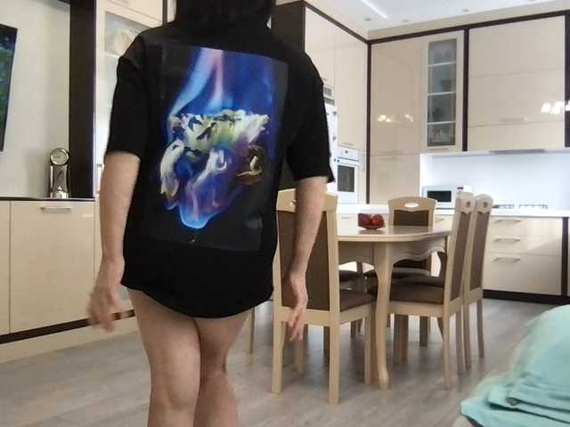 mmiissiiss1's BongaCams show and profile