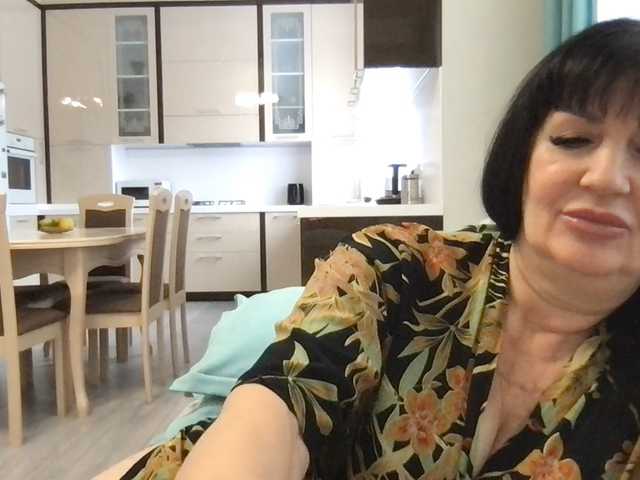 mmiissiiss1's BongaCams show and profile