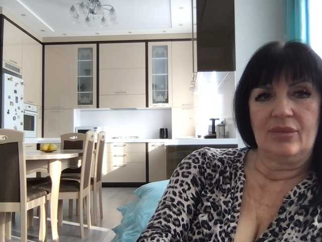 mmiissiiss1's BongaCams show and profile