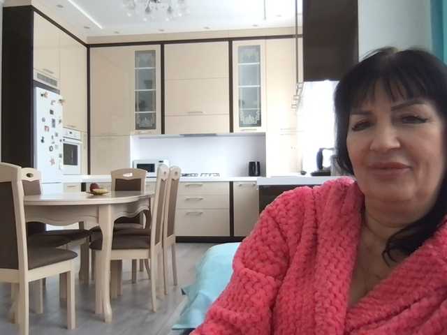 mmiissiiss1's BongaCams show and profile