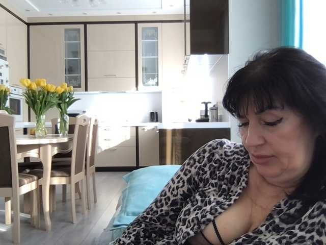 mmiissiiss1's BongaCams show and profile