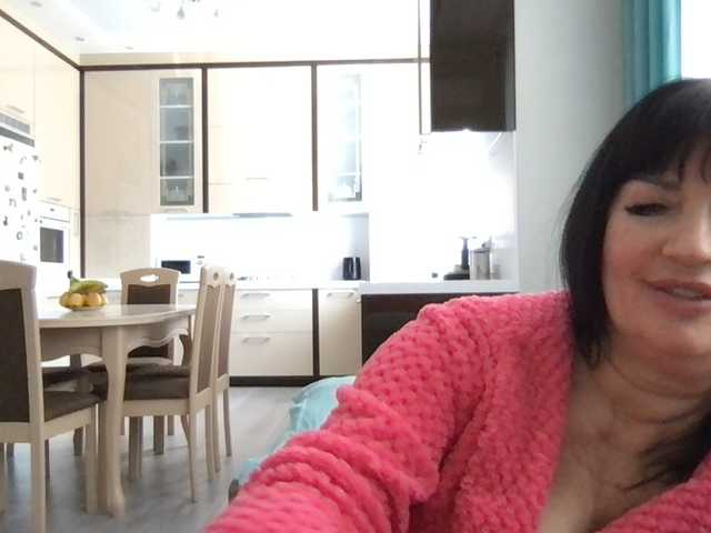 mmiissiiss1's BongaCams show and profile