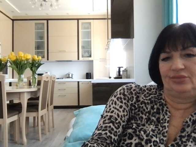 mmiissiiss1's BongaCams show and profile