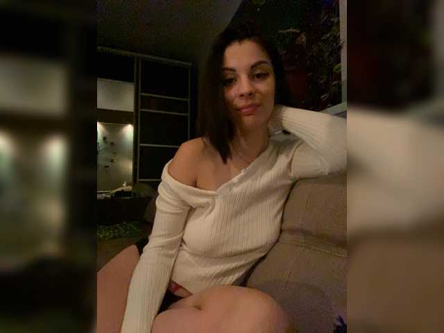 Hotbaby23 from BongaCams