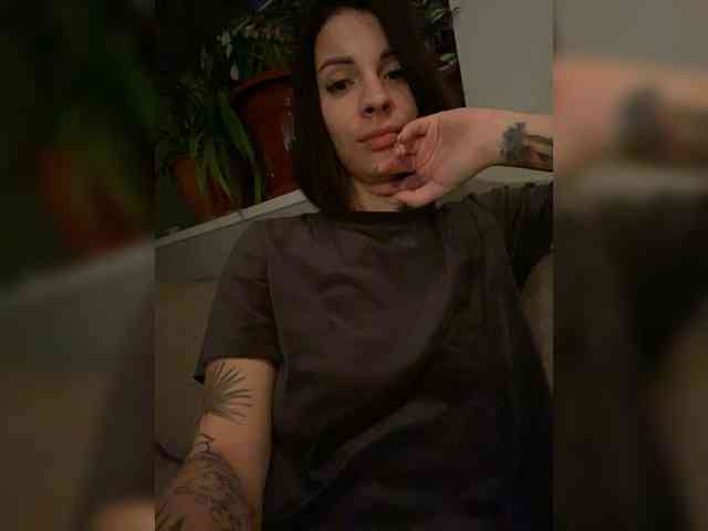 Hotbaby23 Live Webcam on BongaCams