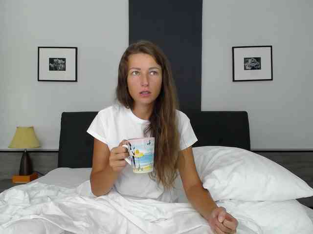 Anna_Shine webcam