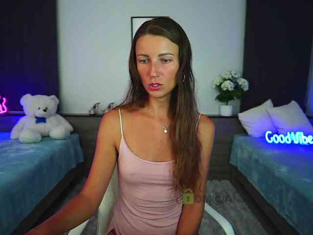 Anna_Shine webcam