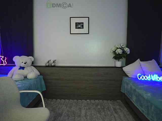 Anna_Shine webcam