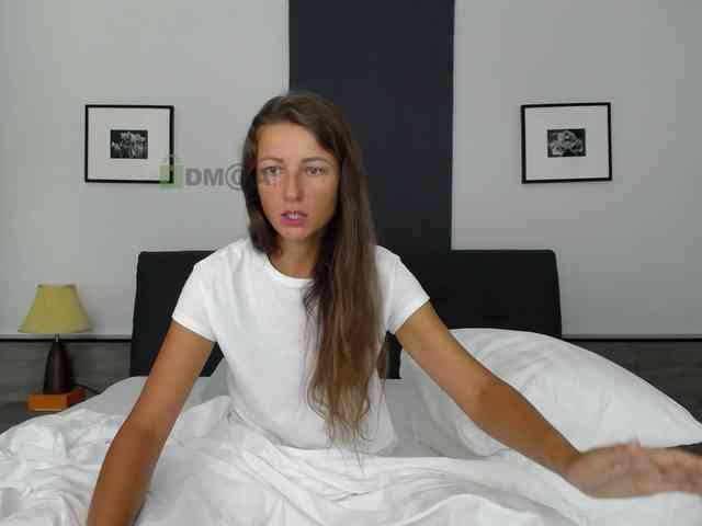 Anna_Shine webcam