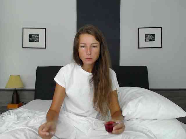 Anna_Shine webcam