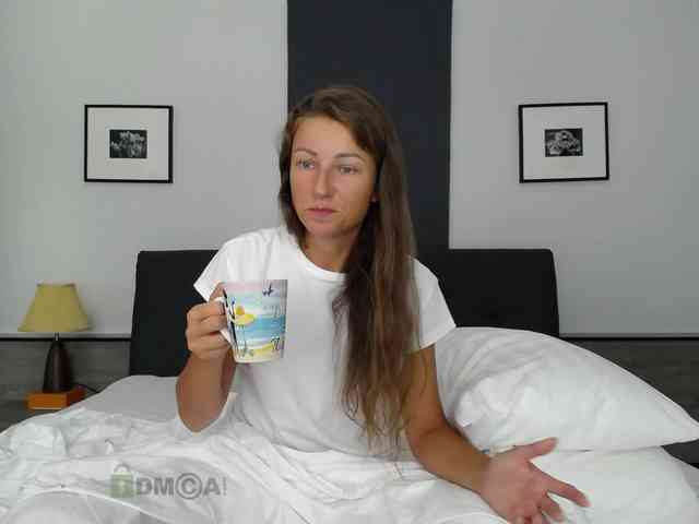 Anna_Shine webcam