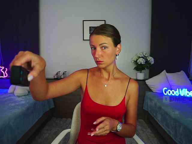 Anna_Shine webcam