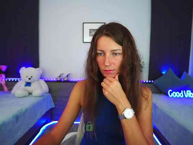 Anna_Shine webcam